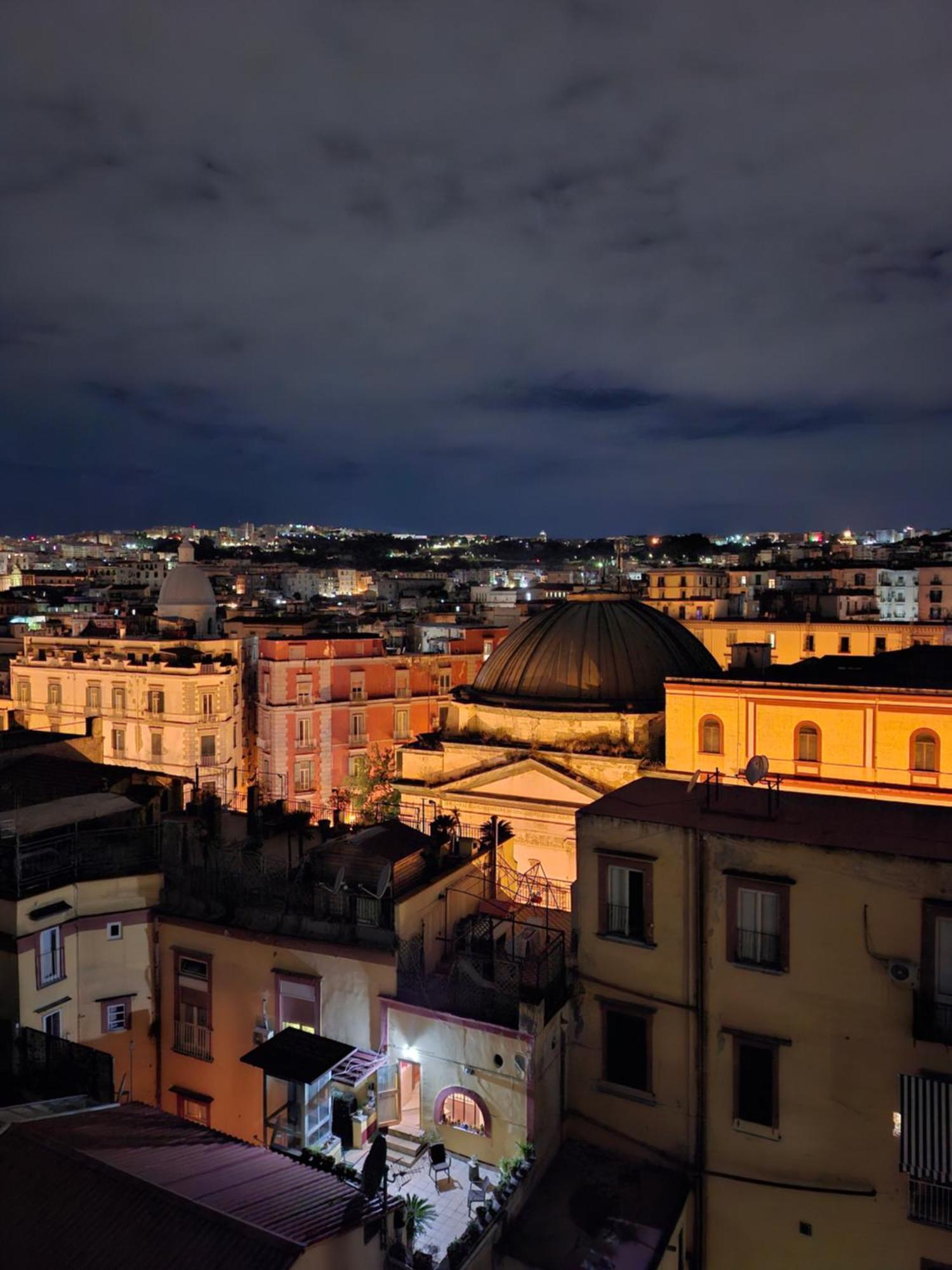 Faccia Gialla Napoli Casa Vacanze Esterno foto