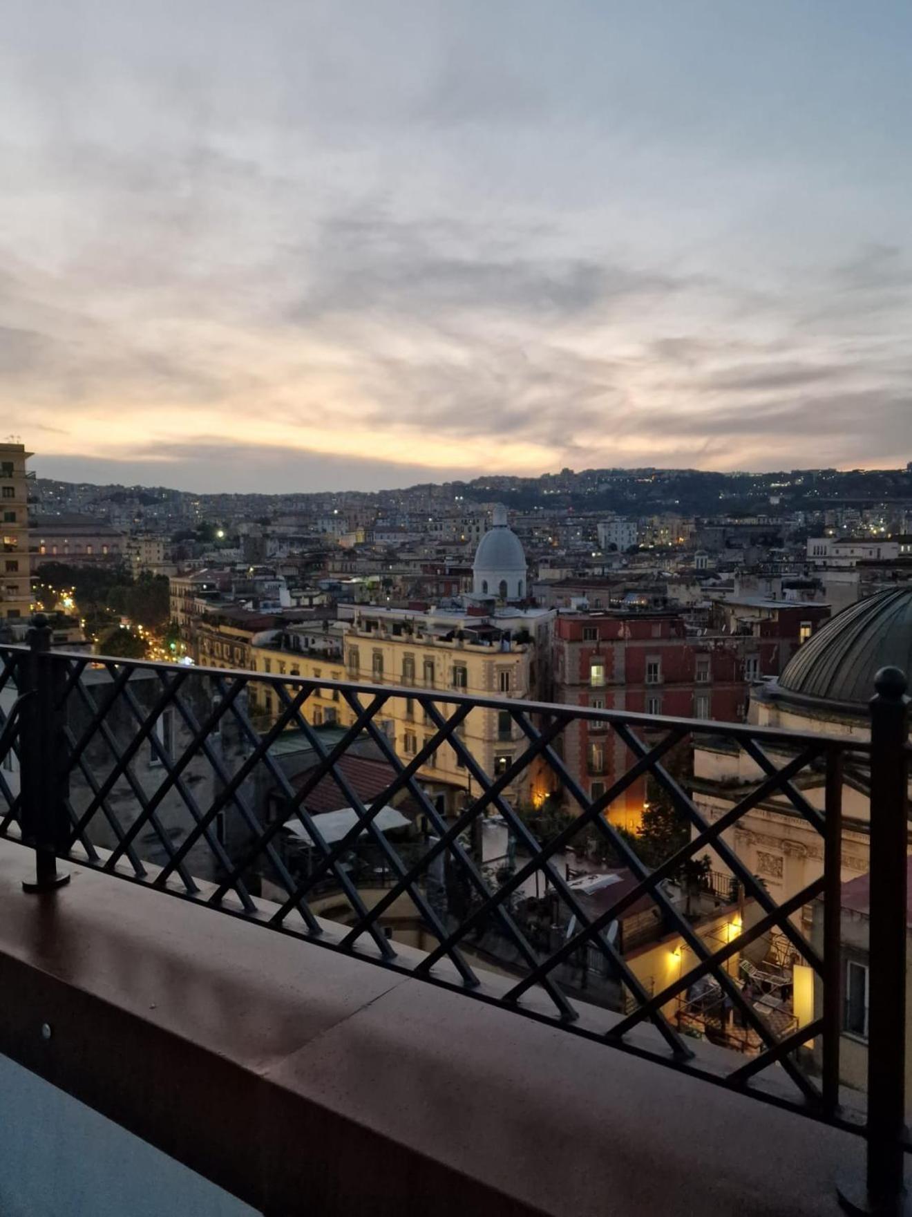 Faccia Gialla Napoli Casa Vacanze Esterno foto